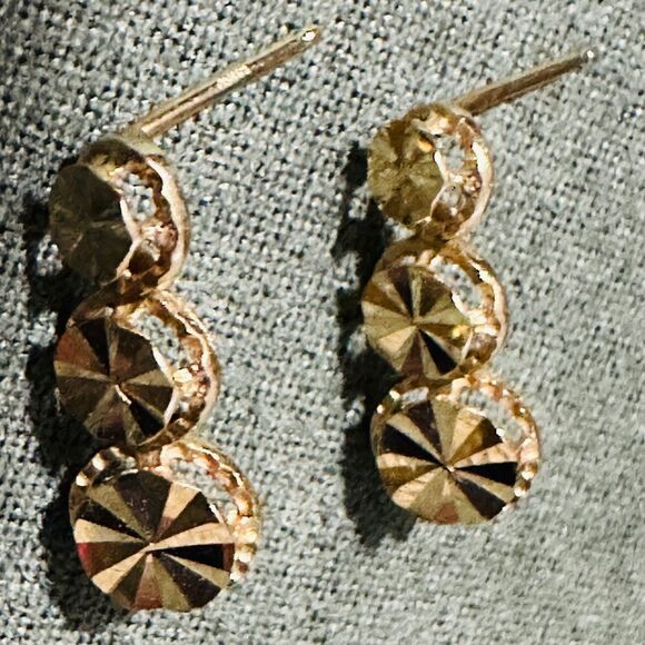 14K Gold Alamea Stud Earrings – Elegant & Timeless Gold Triple Disc Earrings - Picture 17 of 17